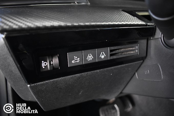 PEUGEOT 508 BlueHDi 130 Stop&Start EAT8 SW Allure Pack